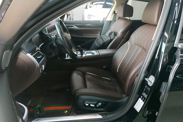 Used BMW 7 Series 2019 Updated 730Li Luxury Package Left Front Seat