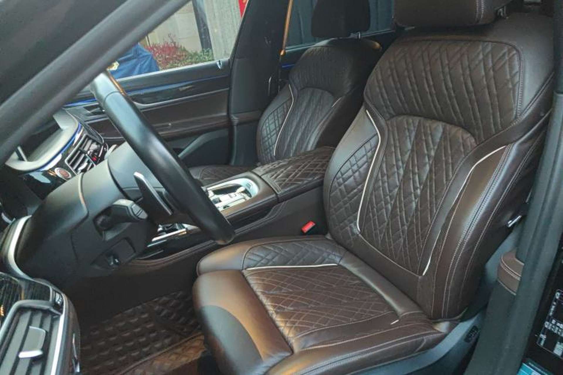 Used BMW 7 Series 2019 Restyled 740Li Leading Edition M Sport Package Left Front Seat