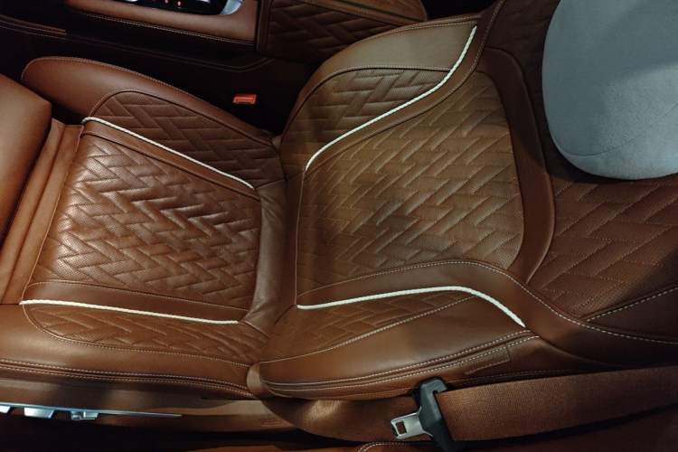 Used BMW 7 Series 2019 740Li xDrive Executive M Sport Package Left Front Seat