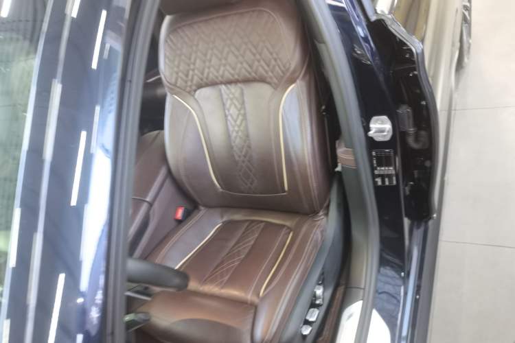 Used BMW 7 Series 2019 Restyled 730Li M Sport Package Left Front Seat