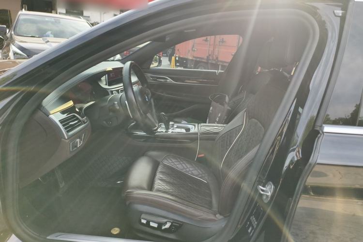 Used BMW 7 Series 2019 Restyled 740Li Leading Edition M Sport Package Left Front Seat