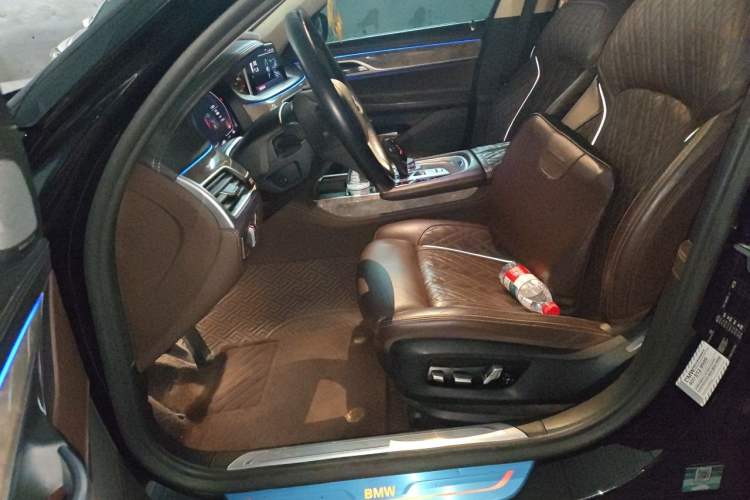 Used BMW 7 Series 2019 Restyled 740Li Leading Luxury Package Left Front Seat