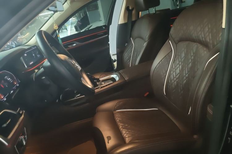 Used BMW 7 Series 2019 Updated 740Li Luxury Package Premium Edition Left Front Seat