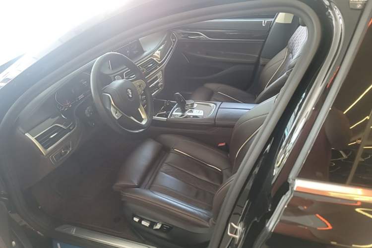 Used BMW 7 Series 2019 Updated 730Li Luxury Package Left Front Seat