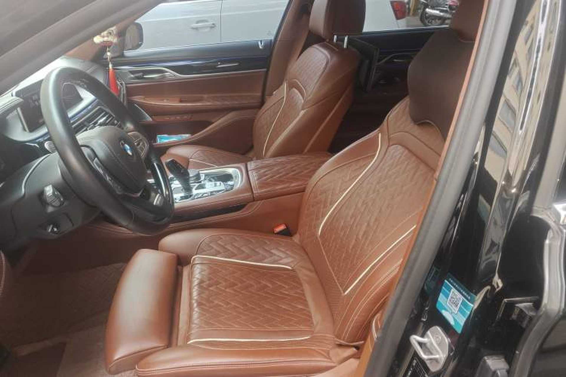 Used BMW 7 Series 2019 740Li xDrive Executive Luxury Package Left Front Seat