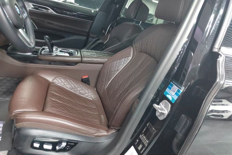 Used BMW 7 Series 2019 Restyled 740Li Leading Edition M Sport Package Left Front Seat