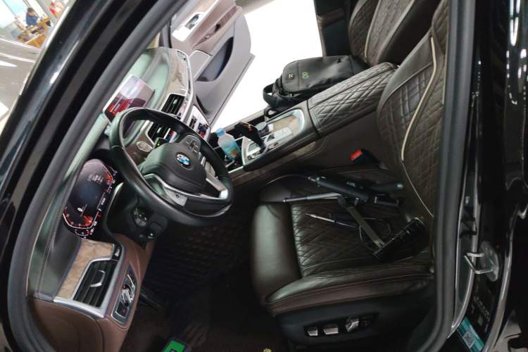 Used BMW 7 Series 2019 Restyled 740Li Leading Luxury Package Left Front Seat