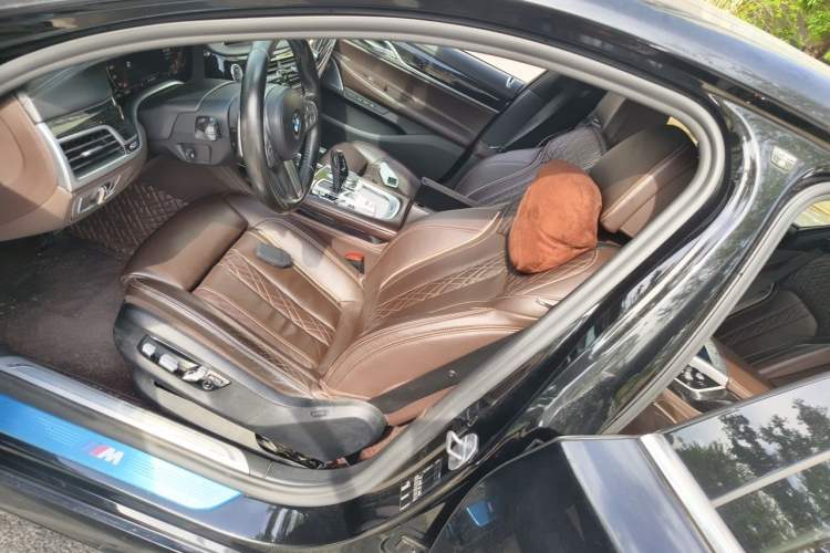 Used BMW 7 Series 2019 730Li M Sport Package Left Front Seat