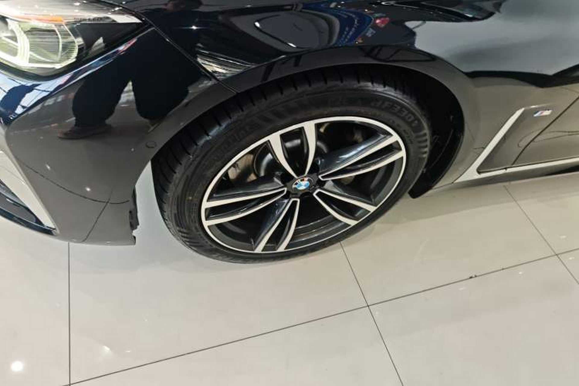 Used BMW 7 Series 2019 Restyled 730Li M Sport Package Left Front Wheel Hub