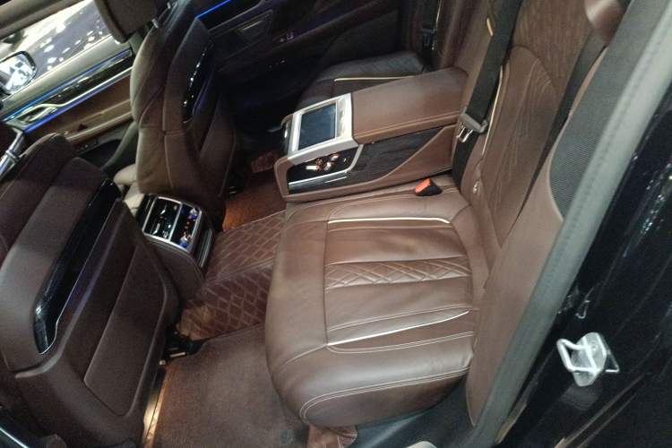 Used BMW 7 Series 2019 Restyled 730Li M Sport Package Left Rear Seat