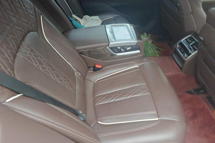 Used BMW 7 Series 2019 Updated 730Li Luxury Package Left Rear Seat