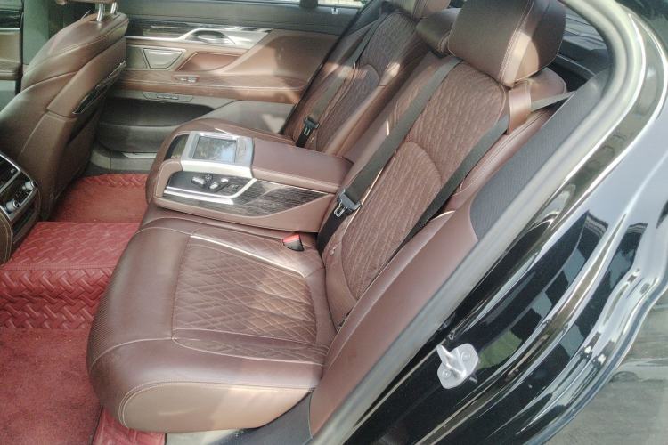 Used BMW 7 Series 2019 Restyled 740Li Leading Edition M Sport Package Left Rear Seat
