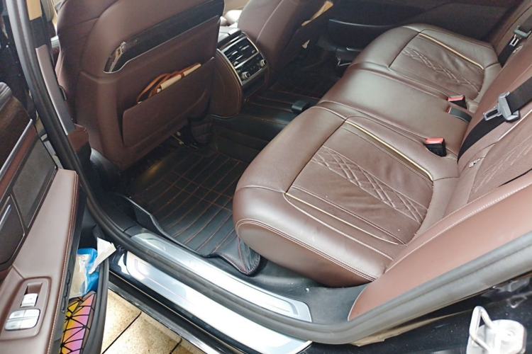 Used BMW 7 Series 2019 730Li Luxury Package Left Rear Seat