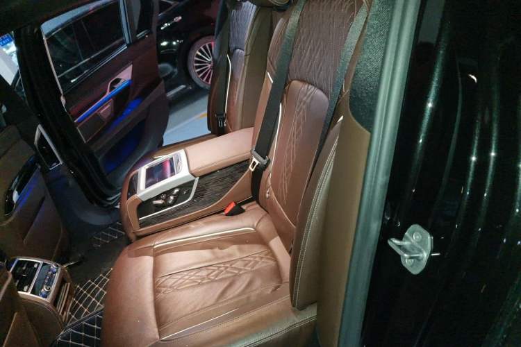Used BMW 7 Series 2019 730Li M Sport Package Left Rear Seat