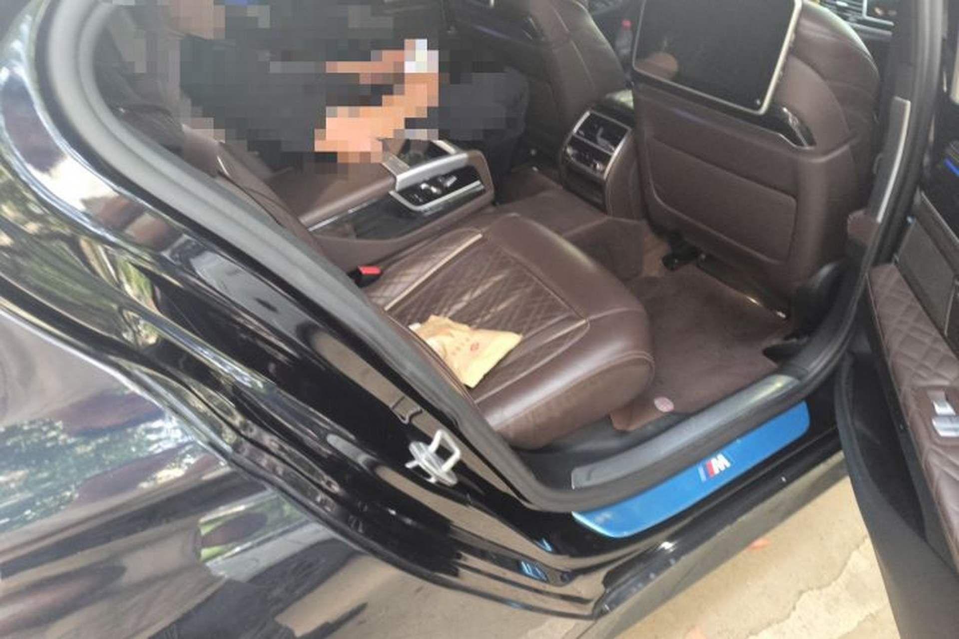 Used BMW 7 Series 2019 Restyled 740Li Leading Edition M Sport Package Left Rear Seat