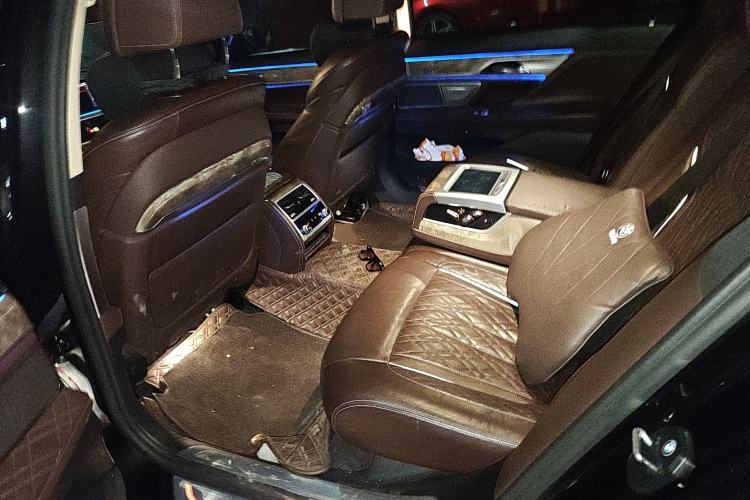 Used BMW 7 Series 2019 740Li Leading Edition Luxury Package Left Rear Seat