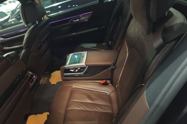 Used BMW 7 Series 2019 730Li M Sport Package Left Rear Seat