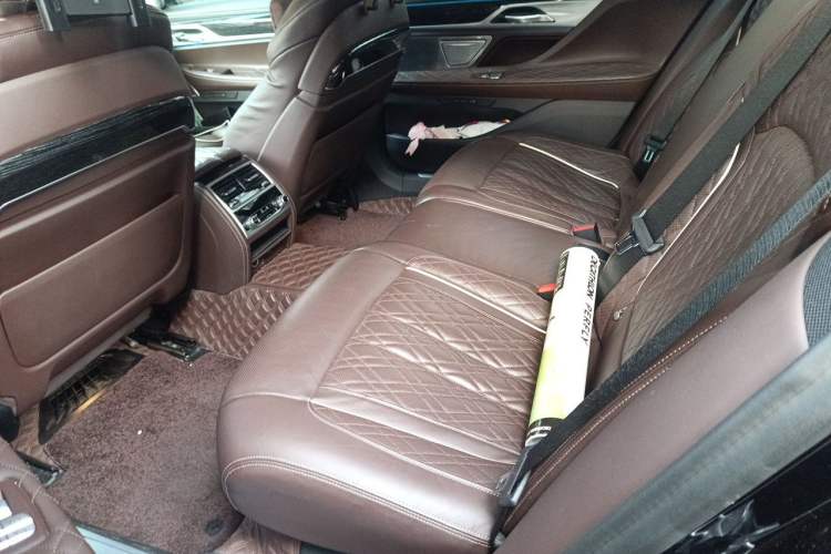 Used BMW 7 Series 2019 Restyled 740Li Leading Edition M Sport Package Left Rear Seat