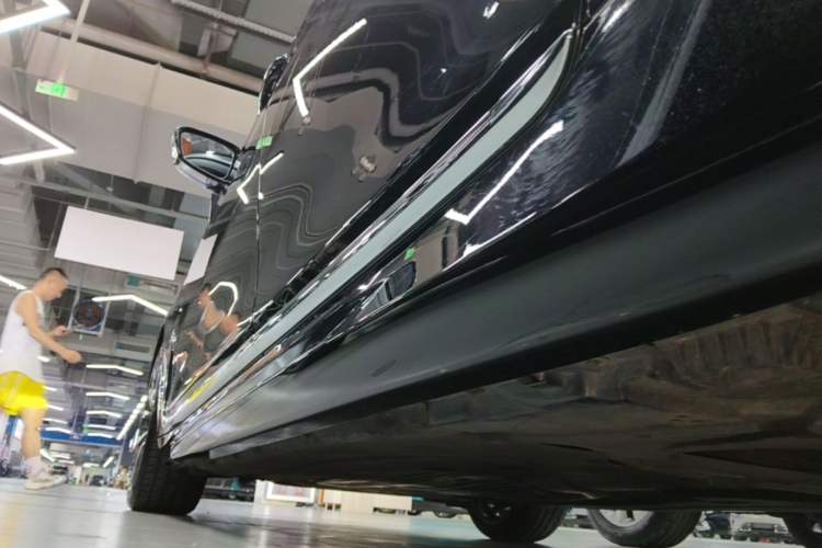 Used BMW 7 Series 2019 Restyled 740Li Leading Edition M Sport Package Left Side Sill