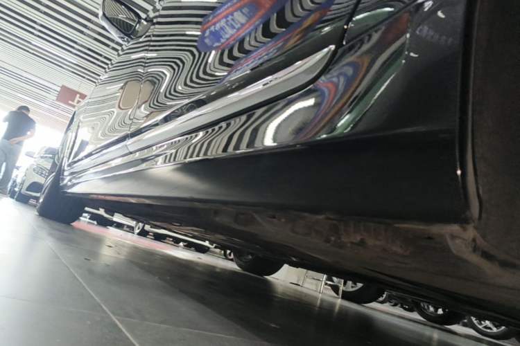 Used BMW 7 Series 2019 730Li M Sport Package Left Side Sill