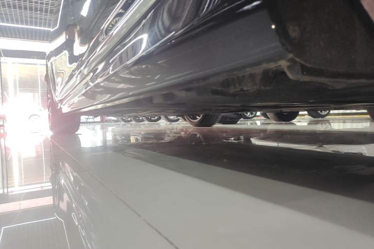 Used BMW 7 Series 2019 740Li Leading Model M Sport Package Left Side Sill