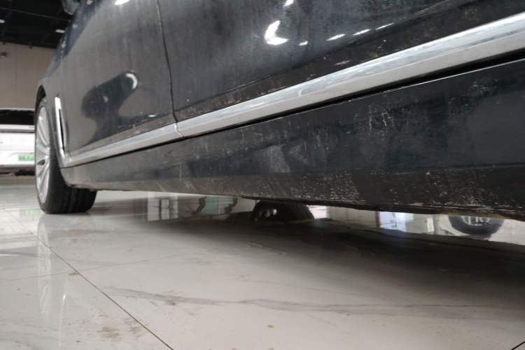Used BMW 7 Series 2019 Restyled 740Li Leading Luxury Package Left Side Sill