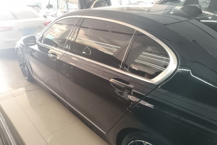 Used BMW 7 Series 2019 Restyled 740Li Leading Edition M Sport Package Left Side