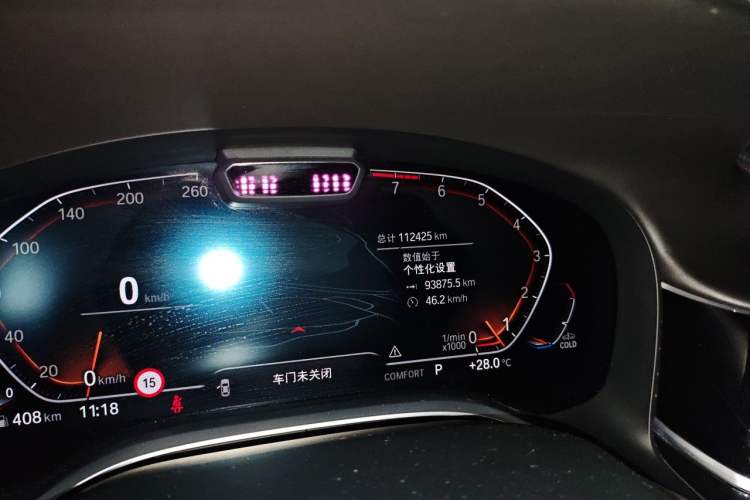 Used BMW 7 Series 2019 740Li xDrive Executive Luxury Package Odometer Close Up