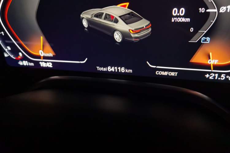 Used BMW 7 Series 2019 740Li xDrive Executive M Sport Package Odometer Close Up