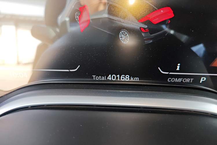 Used BMW 7 Series 2019 Restyled 740Li Leading Edition M Sport Package Odometer Close Up