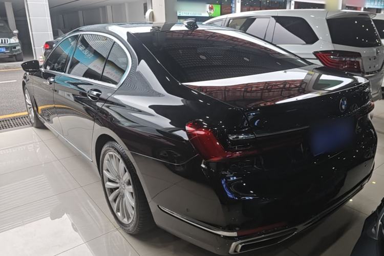 Used BMW 7 Series 2019 Updated 730Li Luxury Package Rear Left 45 Deg