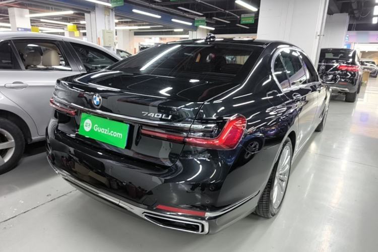 Used BMW 7 Series 2019 Updated 730Li Luxury Package Rear Right 45 Deg