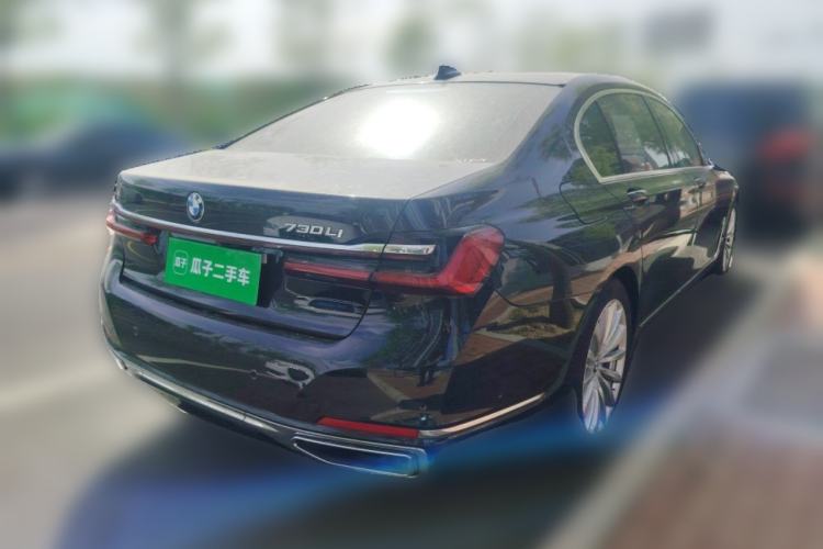 Used BMW 7 Series 2019 730Li Luxury Package Rear Right 45 Deg