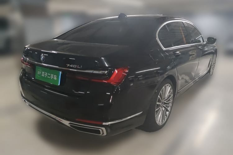 Used BMW 7 Series 2019 Updated 740Li Luxury Package Premium Edition Rear Right 45 Deg