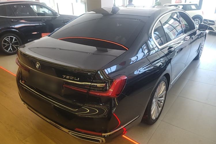 Used BMW 7 Series 2019 Updated 730Li Luxury Package Rear Right 45 Deg