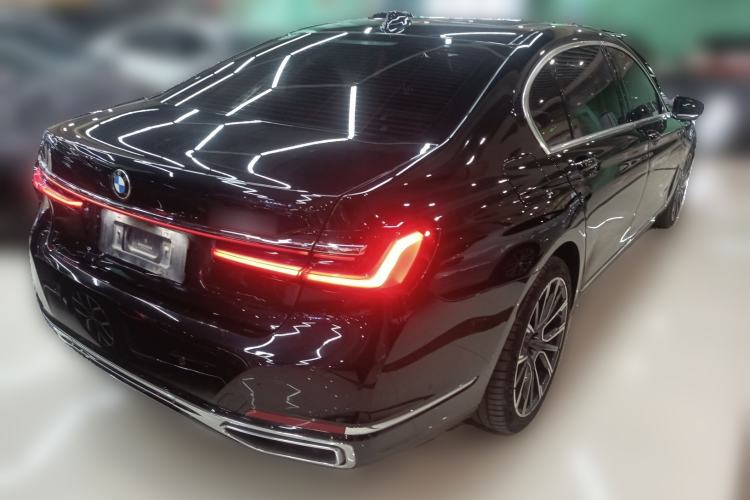 Used BMW 7 Series 2019 Restyled 740Li Leading Luxury Package Rear Right 45 Deg
