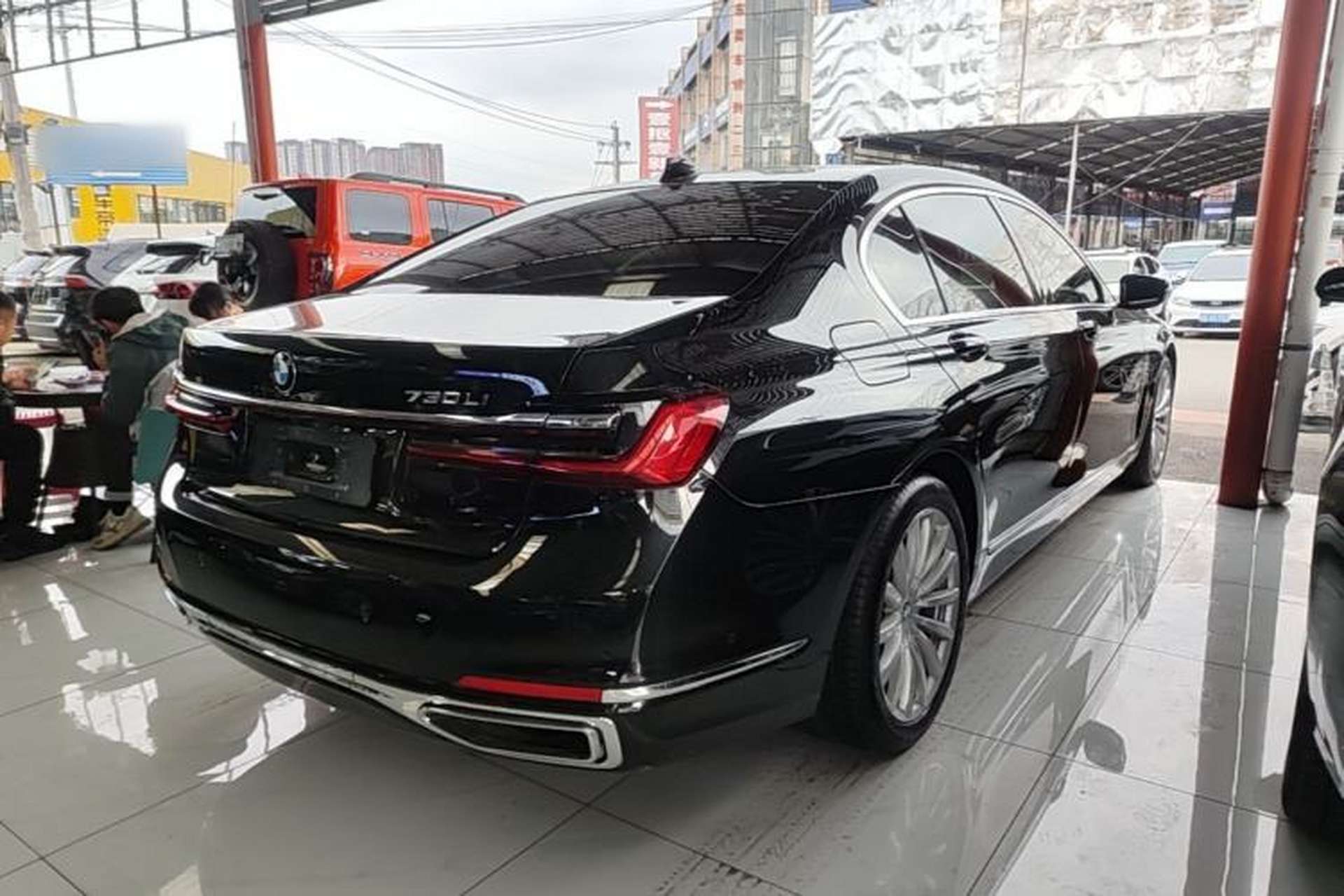 Used BMW 7 Series 2019 730Li Luxury Package Rear Right 45 Deg