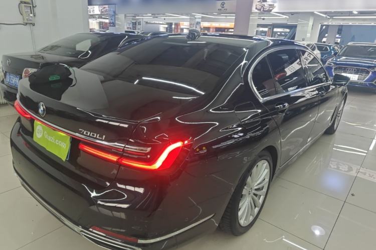 Used BMW 7 Series 2019 Updated 730Li Luxury Package Rear Right 45 Deg