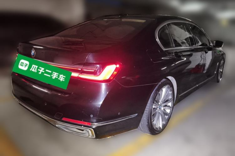 Used BMW 7 Series 2019 Restyled 740Li Leading Luxury Package Rear Right 45 Deg