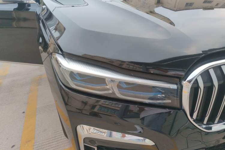 Used BMW 7 Series 2019 740Li Luxury Edition M Sport Package Right Front Headlight