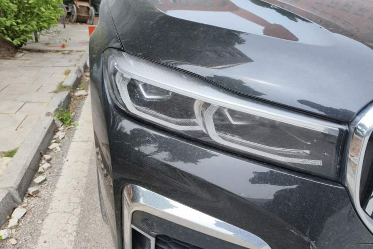 Used BMW 7 Series 2019 Restyled 740Li Leading Luxury Package Right Front Headlight