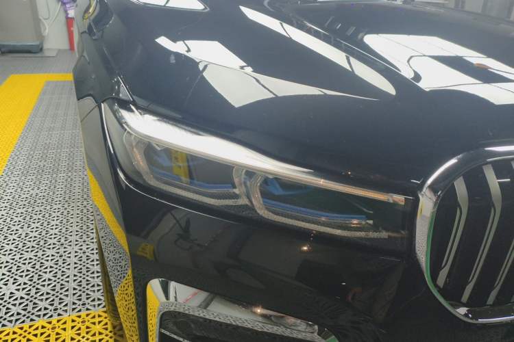 Used BMW 7 Series 2019 Updated 740Li Luxury Version M Sport Package Right Front Headlight