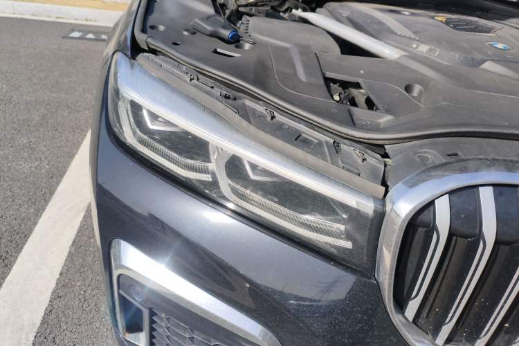 Used BMW 7 Series 2019 740Li Leading Model M Sport Package Right Front Headlight