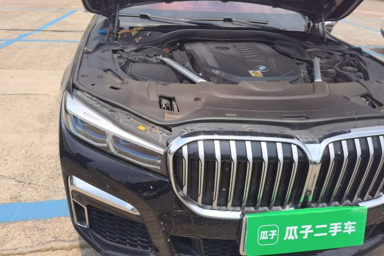 Used BMW 7 Series 2019 Restyled 740Li Leading Edition M Sport Package Right Front Headlight