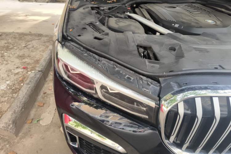 Used BMW 7 Series 2019 Restyled 740Li Leading Edition M Sport Package Right Front Headlight