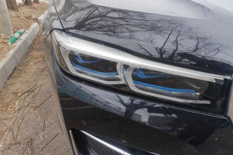 Used BMW 7 Series 2019 740Li xDrive Executive Luxury Package Right Front Headlight