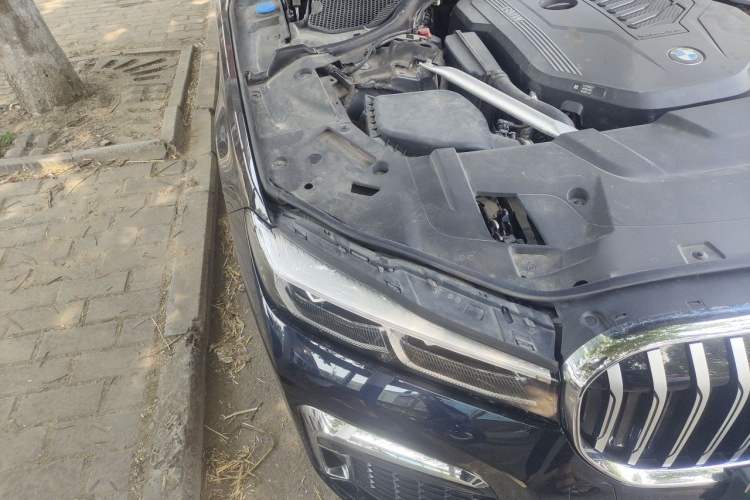 Used BMW 7 Series 2019 Restyled 740Li Leading Luxury Package Right Front Headlight