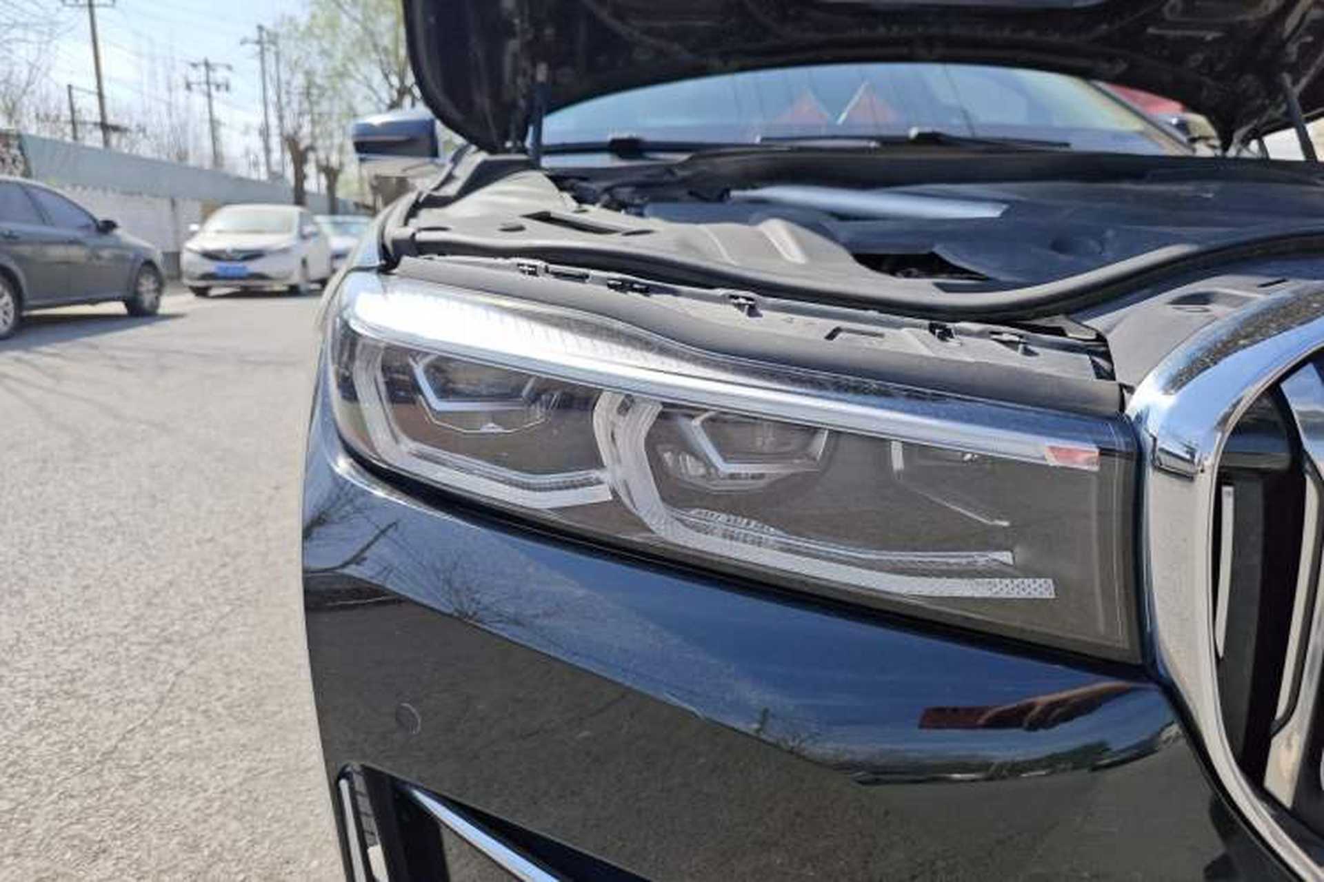 Used BMW 7 Series 2019 Restyled 740Li Leading Luxury Package Right Front Headlight