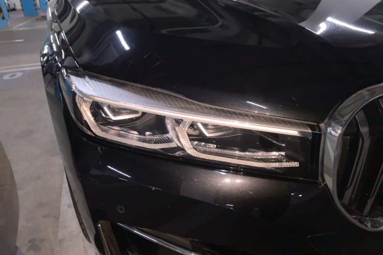 Used BMW 7 Series 2019 Restyled 740Li Leading Luxury Package Right Front Headlight