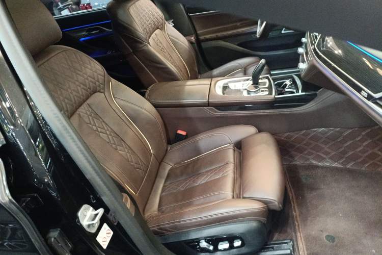 Used BMW 7 Series 2019 Restyled 730Li M Sport Package Right Front Seat